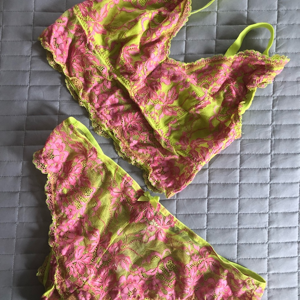 Beautiful Savage X Bralette Set